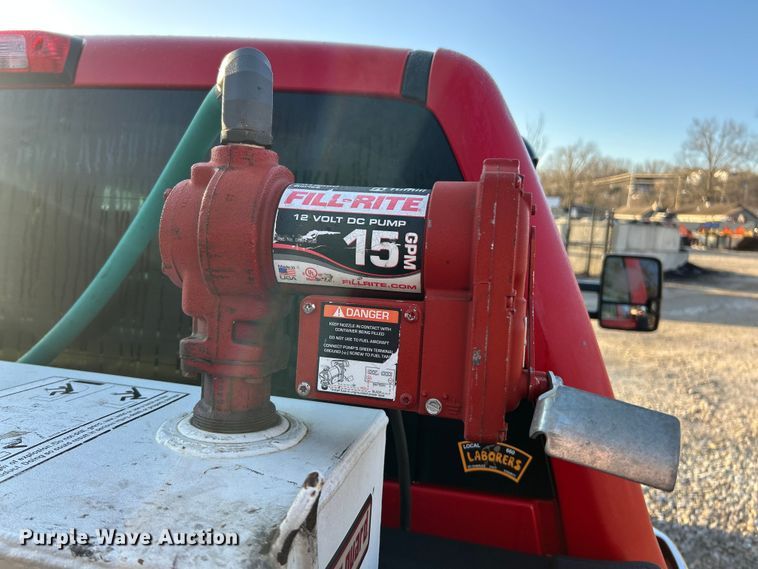 image for item FC5154 2019 GMC Sierra 2500HD Crew Cab pickup truck