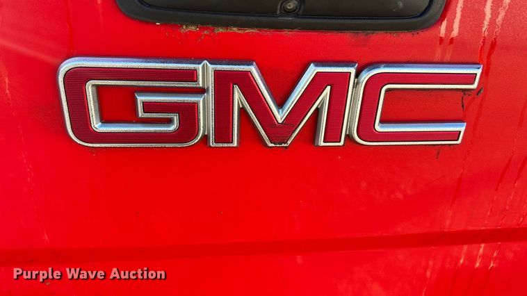 image for item FC5154 2019 GMC Sierra 2500HD Crew Cab pickup truck
