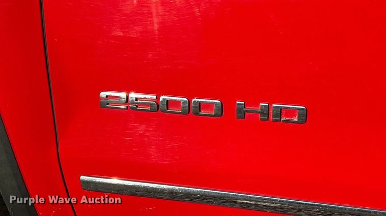 image for item FC5154 2019 GMC Sierra 2500HD Crew Cab pickup truck