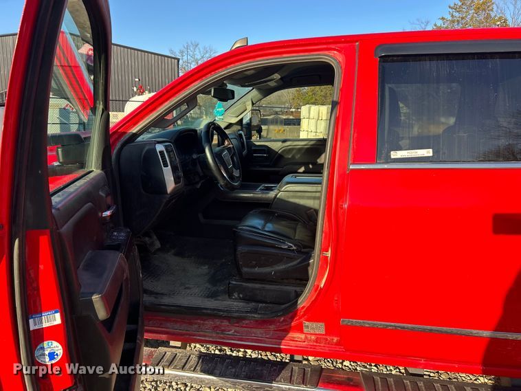 image for item FC5154 2019 GMC Sierra 2500HD Crew Cab pickup truck