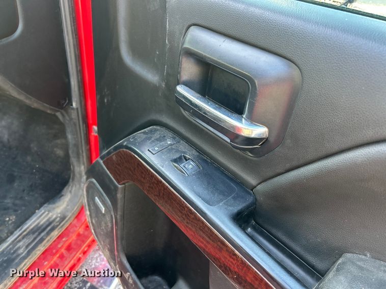 image for item FC5154 2019 GMC Sierra 2500HD Crew Cab pickup truck