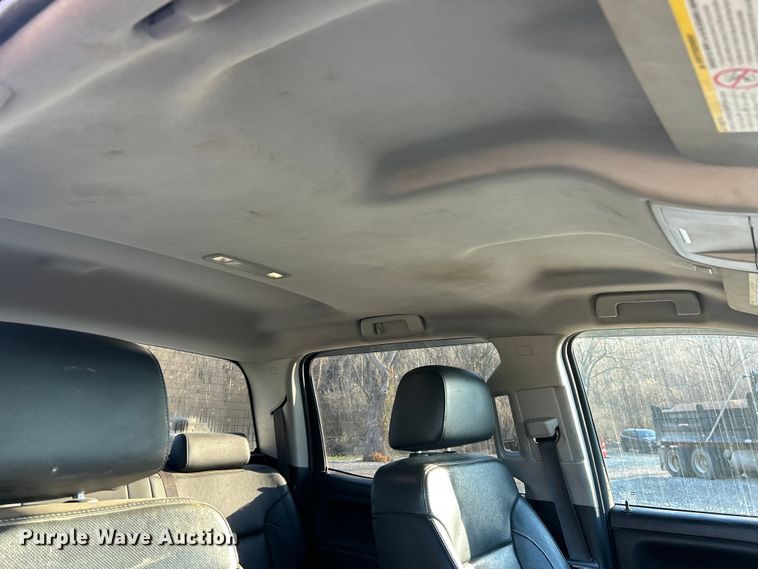 image for item FC5154 2019 GMC Sierra 2500HD Crew Cab pickup truck