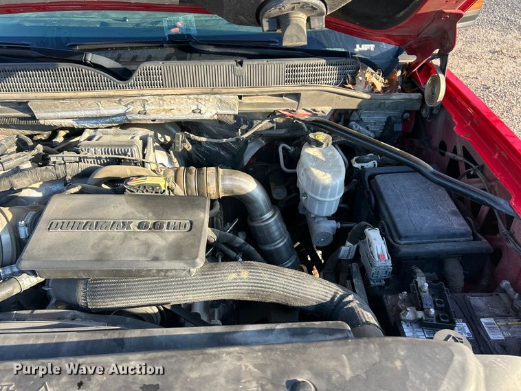 image for item FC5154 2019 GMC Sierra 2500HD Crew Cab pickup truck