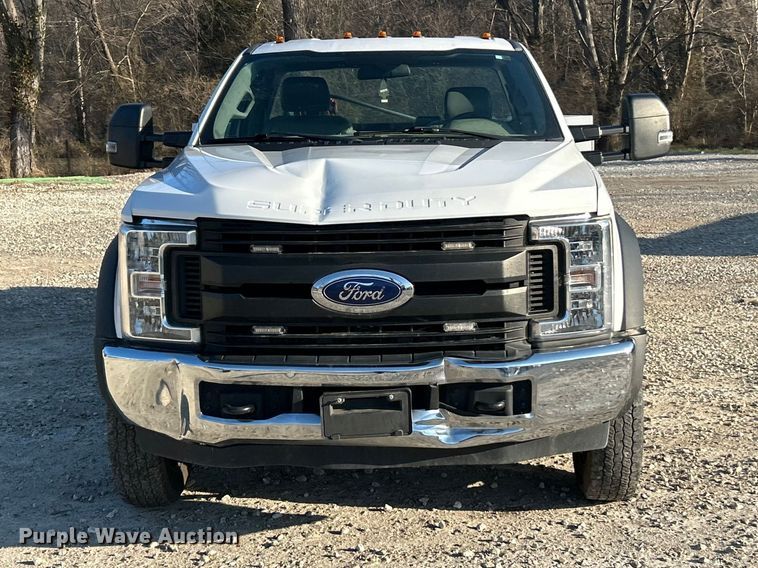image for item FC5155 2019 Ford F550 XL utility / service truck