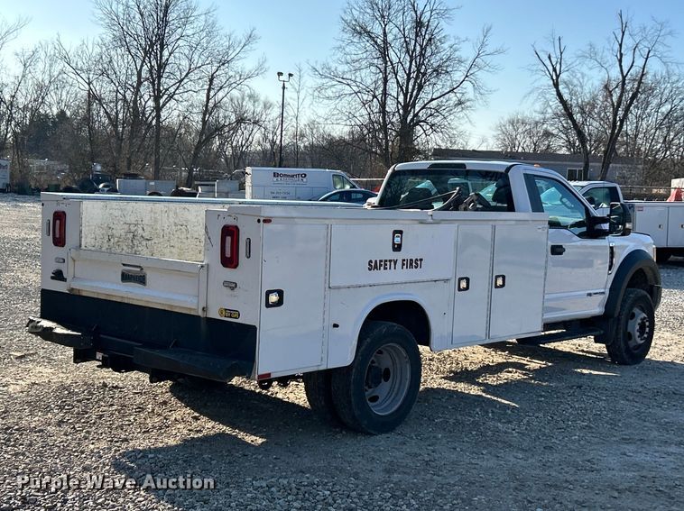 image for item FC5155 2019 Ford F550 XL utility / service truck
