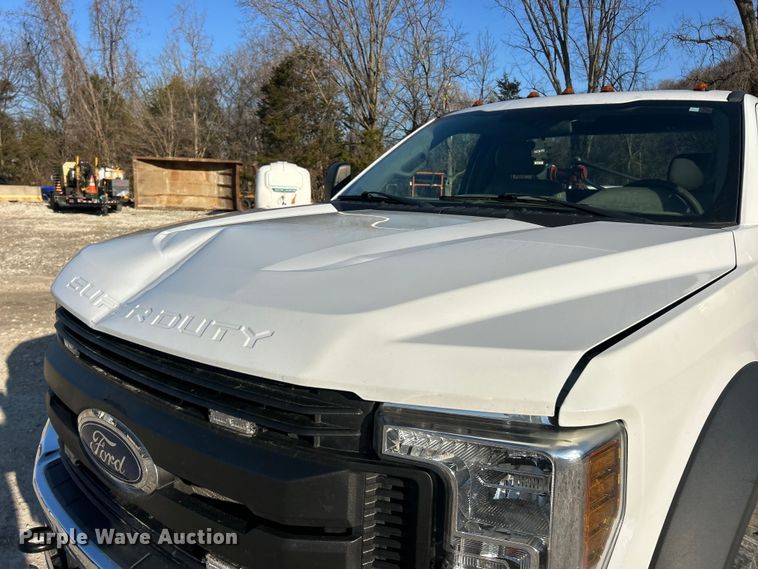 image for item FC5155 2019 Ford F550 XL utility / service truck