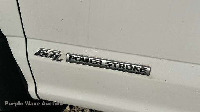 image for item FC5155 2019 Ford F550 XL utility / service truck