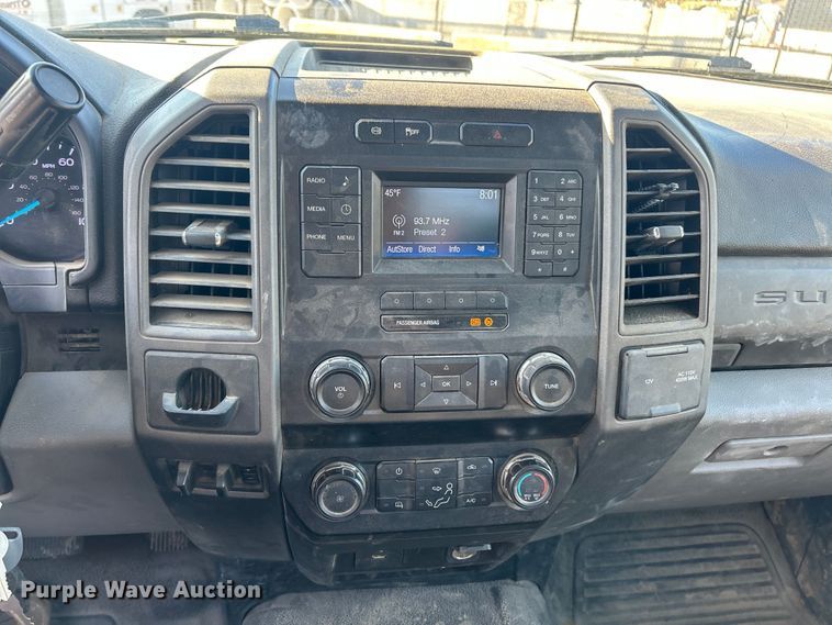 image for item FC5155 2019 Ford F550 XL utility / service truck