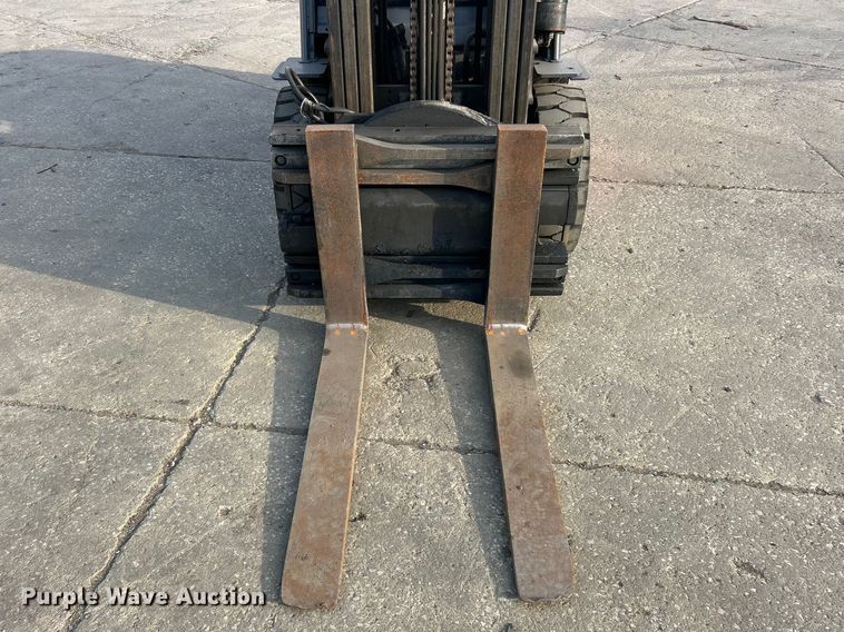 image for item FC5281 Toyota 8FGU30 forklift