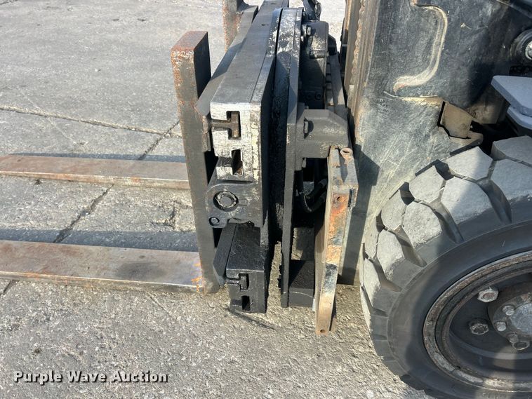 image for item FC5281 Toyota 8FGU30 forklift