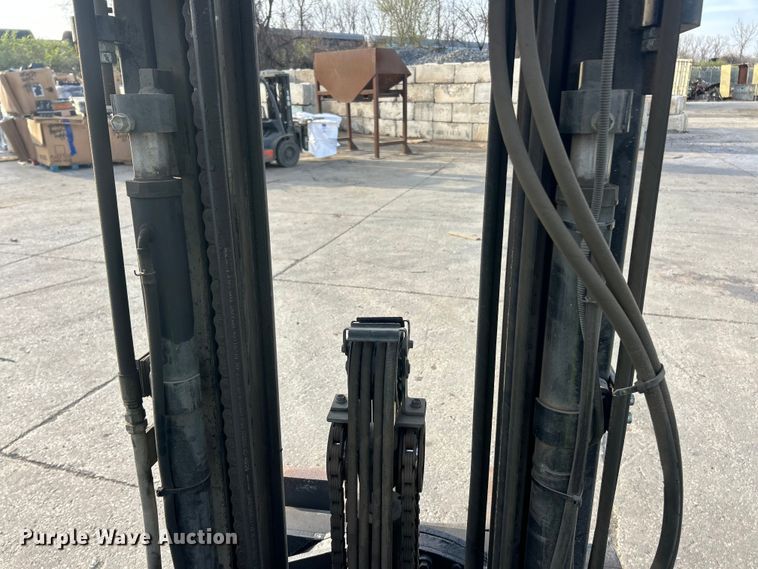 image for item FC5281 Toyota 8FGU30 forklift