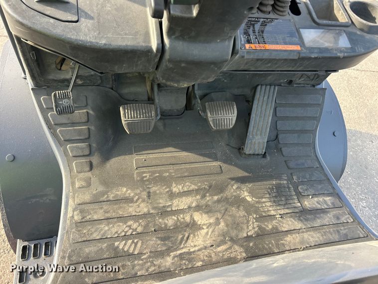 image for item FC5281 Toyota 8FGU30 forklift