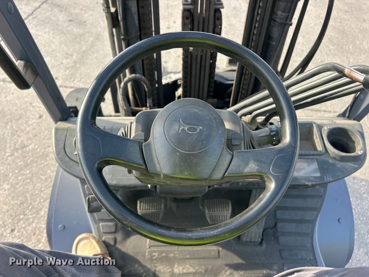 image for item FC5281 Toyota 8FGU30 forklift