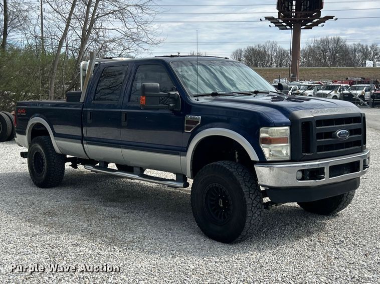 image for item FC5296 2009 Ford F350 Super Duty Crew Cab pickup truck