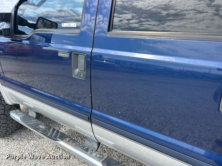 image for item FC5296 2009 Ford F350 Super Duty Crew Cab pickup truck