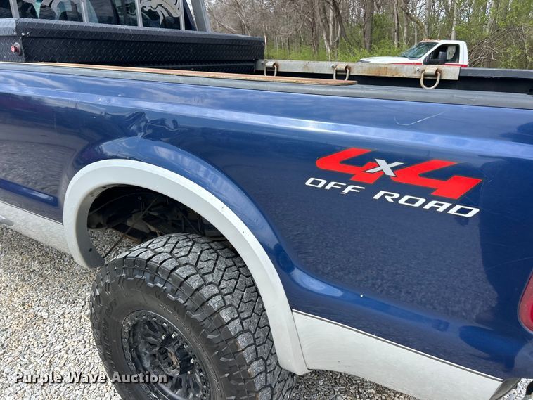 image for item FC5296 2009 Ford F350 Super Duty Crew Cab pickup truck