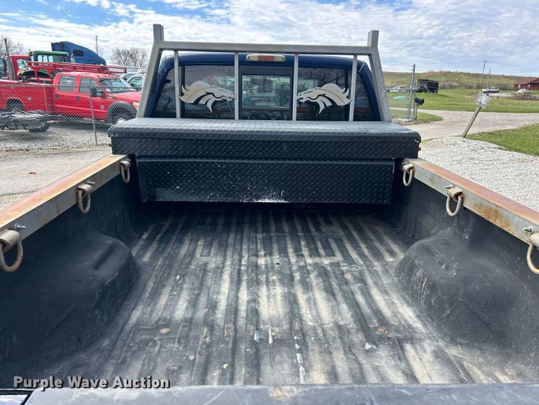 image for item FC5296 2009 Ford F350 Super Duty Crew Cab pickup truck