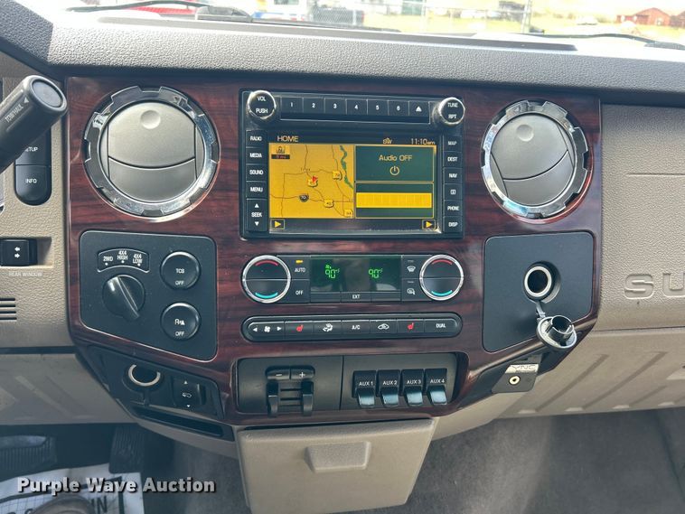 image for item FC5296 2009 Ford F350 Super Duty Crew Cab pickup truck