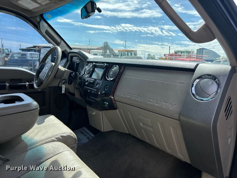 image for item FC5296 2009 Ford F350 Super Duty Crew Cab pickup truck