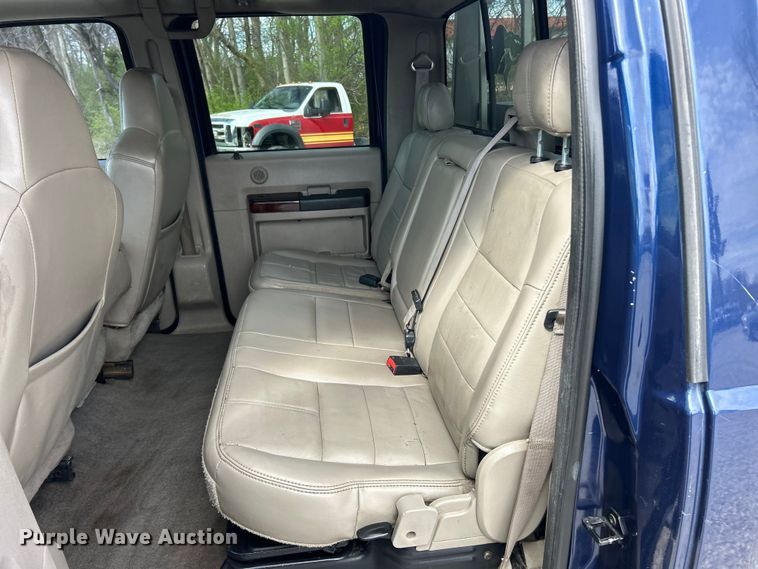 image for item FC5296 2009 Ford F350 Super Duty Crew Cab pickup truck