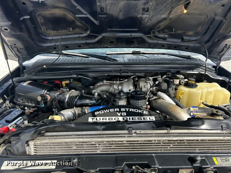 image for item FC5296 2009 Ford F350 Super Duty Crew Cab pickup truck