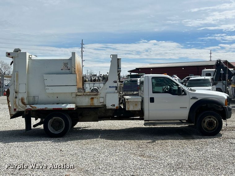 image for item FC5298 2007 Ford F450 Super Duty refuse truck