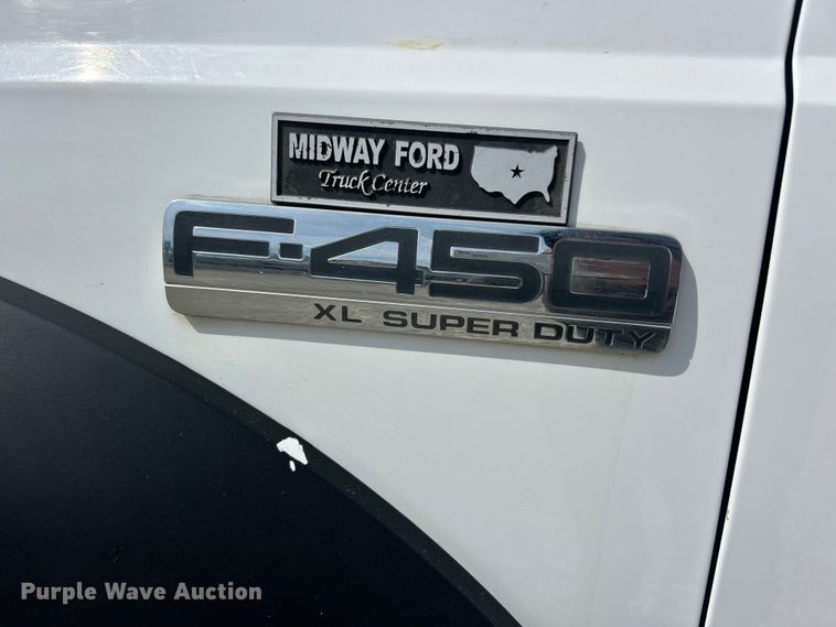image for item FC5298 2007 Ford F450 Super Duty refuse truck