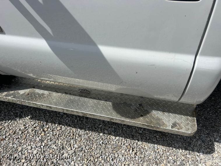 image for item FC5298 2007 Ford F450 Super Duty refuse truck