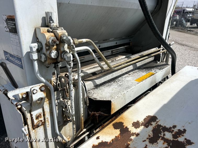 image for item FC5298 2007 Ford F450 Super Duty refuse truck