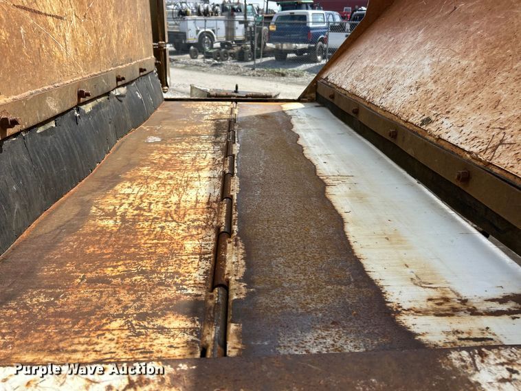 image for item FC5298 2007 Ford F450 Super Duty refuse truck