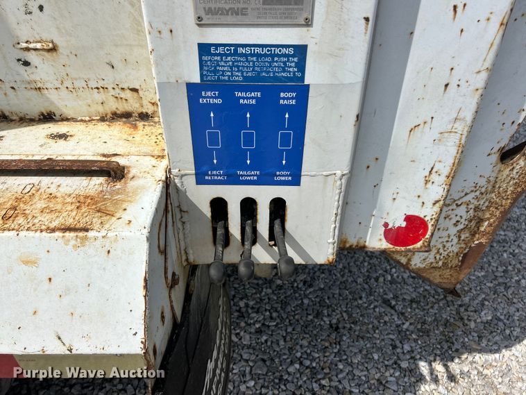 image for item FC5298 2007 Ford F450 Super Duty refuse truck