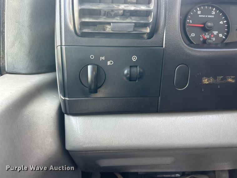 image for item FC5298 2007 Ford F450 Super Duty refuse truck