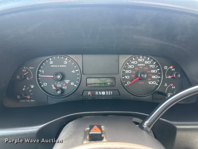 image for item FC5298 2007 Ford F450 Super Duty refuse truck