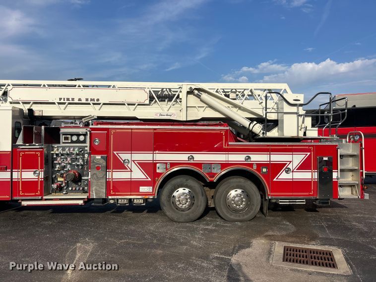 image for item FC5311 2002 Pierce Manufacturing aerial platform fire truck