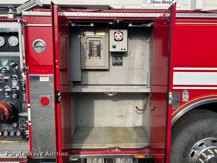 image for item FC5311 2002 Pierce Manufacturing aerial platform fire truck