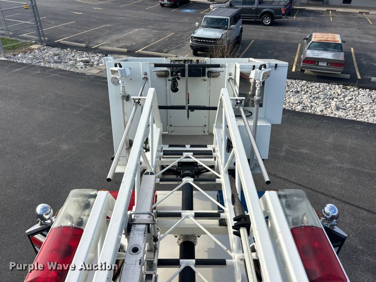 image for item FC5311 2002 Pierce Manufacturing aerial platform fire truck