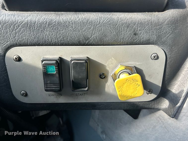 image for item FC5311 2002 Pierce Manufacturing aerial platform fire truck