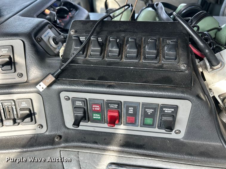 image for item FC5311 2002 Pierce Manufacturing aerial platform fire truck