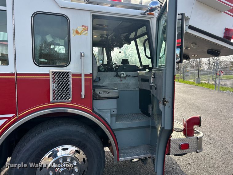 image for item FC5311 2002 Pierce Manufacturing aerial platform fire truck