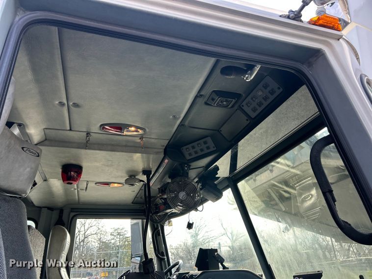 image for item FC5311 2002 Pierce Manufacturing aerial platform fire truck