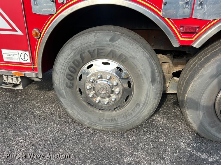 image for item FC5311 2002 Pierce Manufacturing aerial platform fire truck