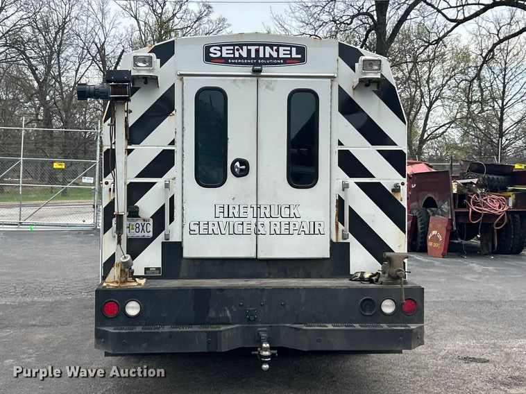 image for item FC5312 2015 Ford F550 XL Super Duty utility / service truck