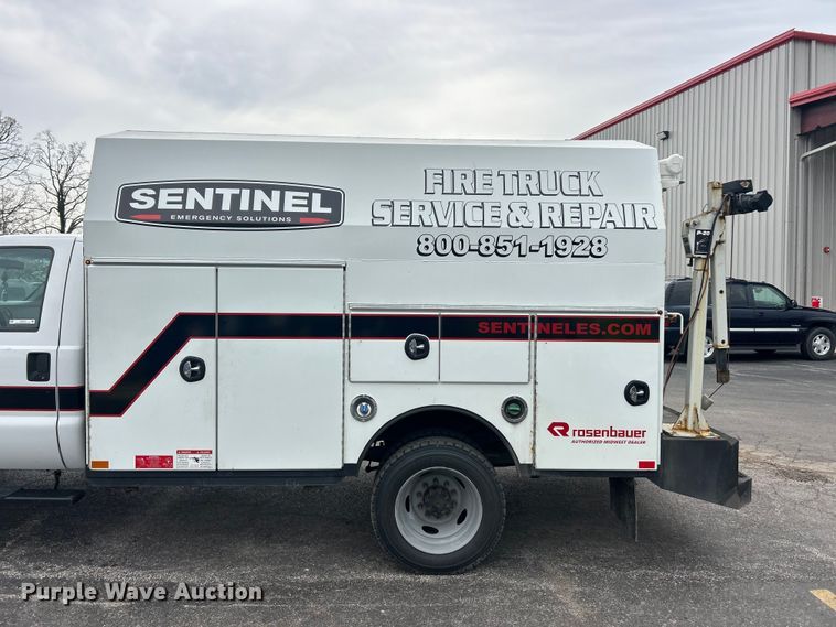 image for item FC5312 2015 Ford F550 XL Super Duty utility / service truck