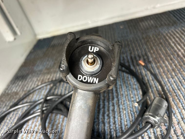 image for item FC5312 2015 Ford F550 XL Super Duty utility / service truck