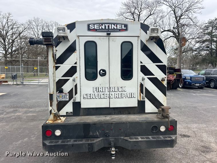 image for item FC5312 2015 Ford F550 XL Super Duty utility / service truck