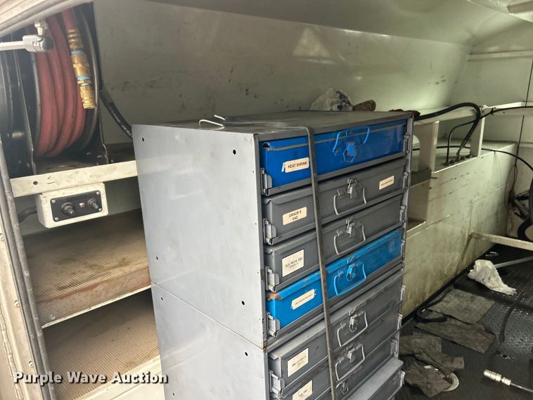 image for item FC5312 2015 Ford F550 XL Super Duty utility / service truck