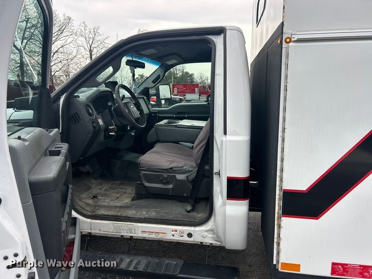 image for item FC5312 2015 Ford F550 XL Super Duty utility / service truck