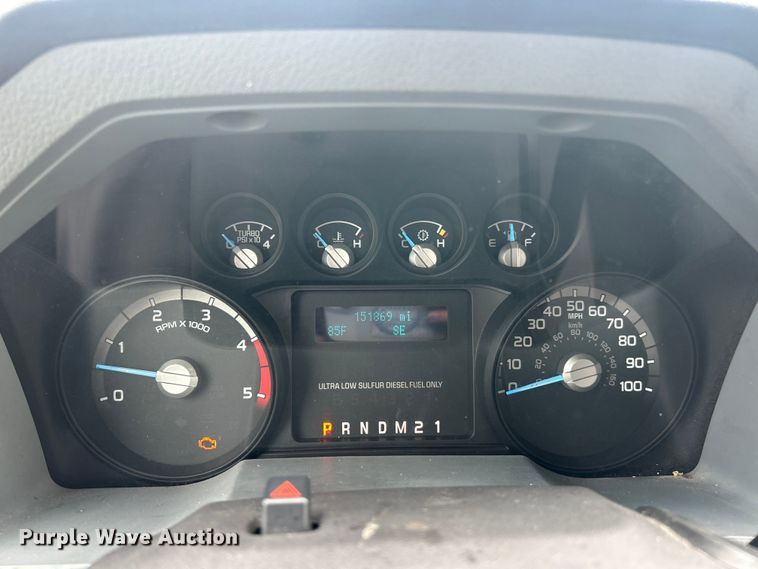 image for item FC5312 2015 Ford F550 XL Super Duty utility / service truck