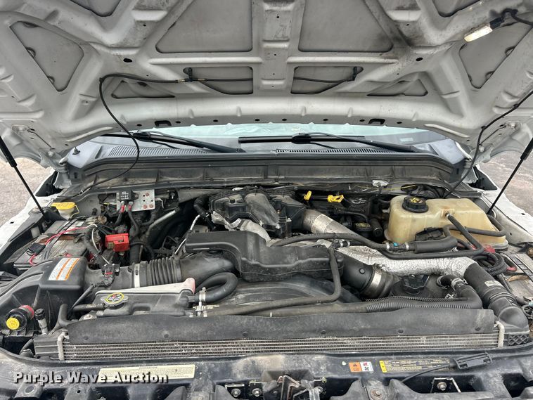 image for item FC5312 2015 Ford F550 XL Super Duty utility / service truck