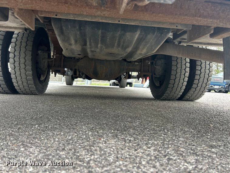 image for item FC5312 2015 Ford F550 XL Super Duty utility / service truck